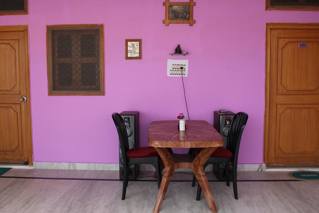 Prem Home Stay Khajuraho Luaran gambar