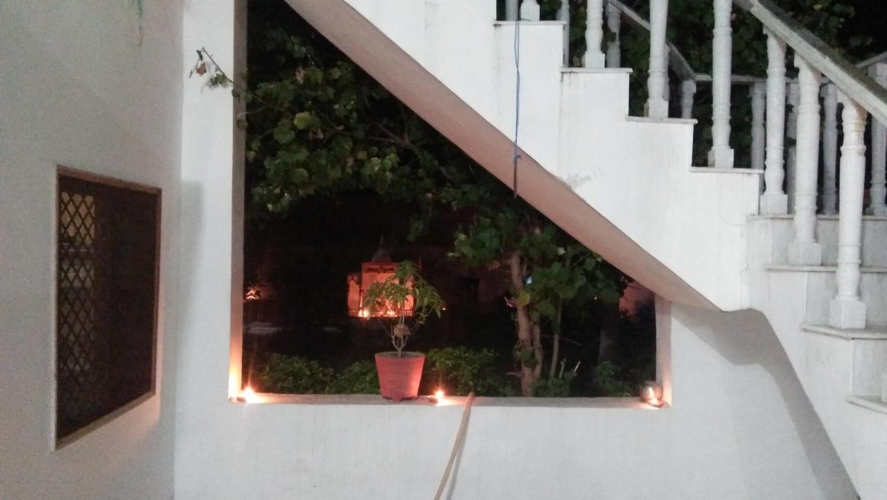 Prem Home Stay Khajuraho Luaran gambar
